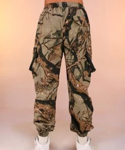 AE Mens Green Camo Joggers