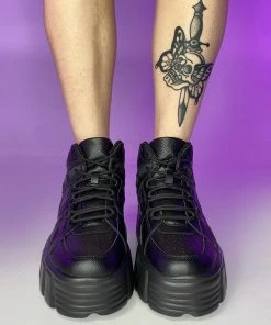 Berness Shoes Womens Black Elevated Platform Sneakers