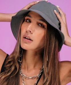 AE Flash Reflective Bucket Hat Womens