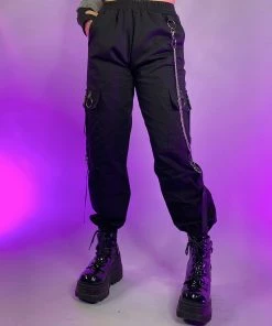 AE New Too Extra Chain Cargo Black Joggers