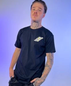 Jarmoo New Praying Thank God For House Tee