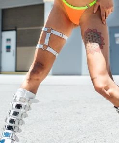 AE 1pc Miss Behaved Dual-Strap Faux Leather O-Ring Leg Garter Womens