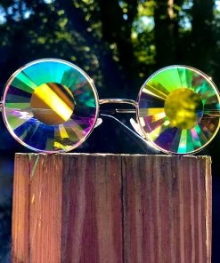 GloFX Imagine Kaleidoscope Glasses – Wormhole