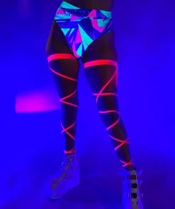 Shark Womens Neon Pink Solid Leg Wraps