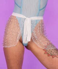 AE Class Act White Tie Skirt New