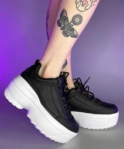 Berness Shoes Womens Black & White Walkin' On A Dream Sneakers