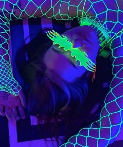 AE Womens Light My Fire Sunglasses