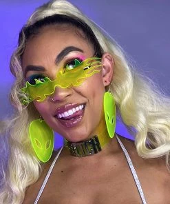 AE Womens Light My Fire Sunglasses