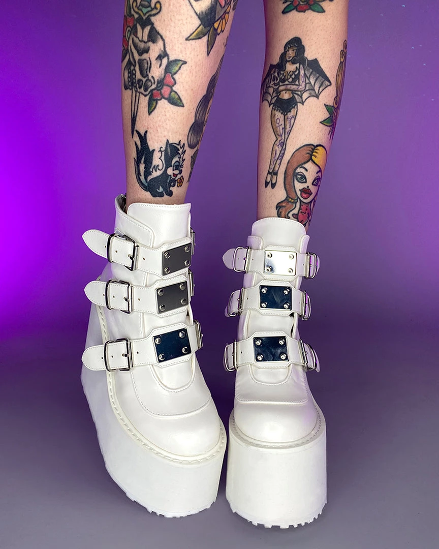 Pleasers Shoes Demonia Swing White Platform With Chrome Plates 1 Pleasers Shoes Demonia Swing White Platform With Chrome Plates